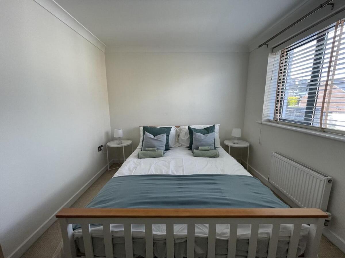 Comfortable Home W Private Parking Charlestown Charlestown  Ngoại thất bức ảnh