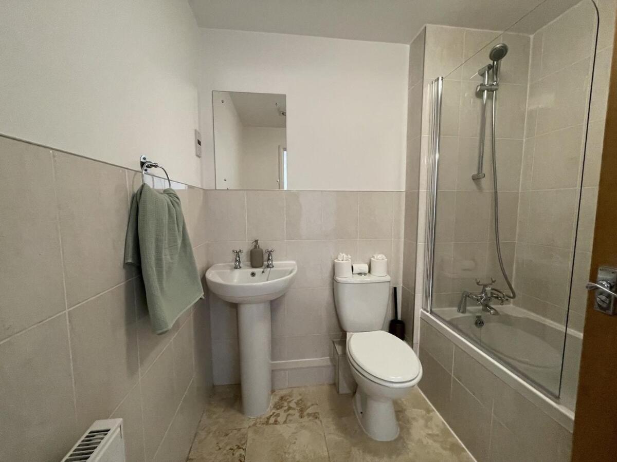 Comfortable Home W Private Parking Charlestown Charlestown  Ngoại thất bức ảnh