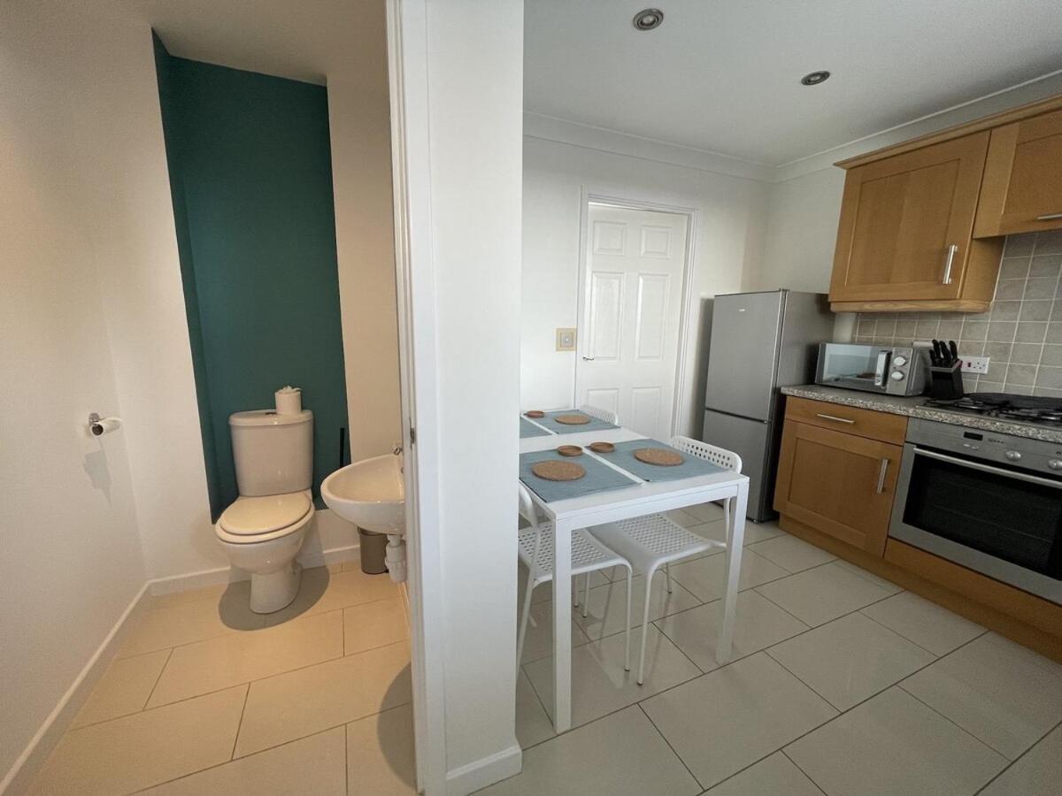 Comfortable Home W Private Parking Charlestown Charlestown  Ngoại thất bức ảnh