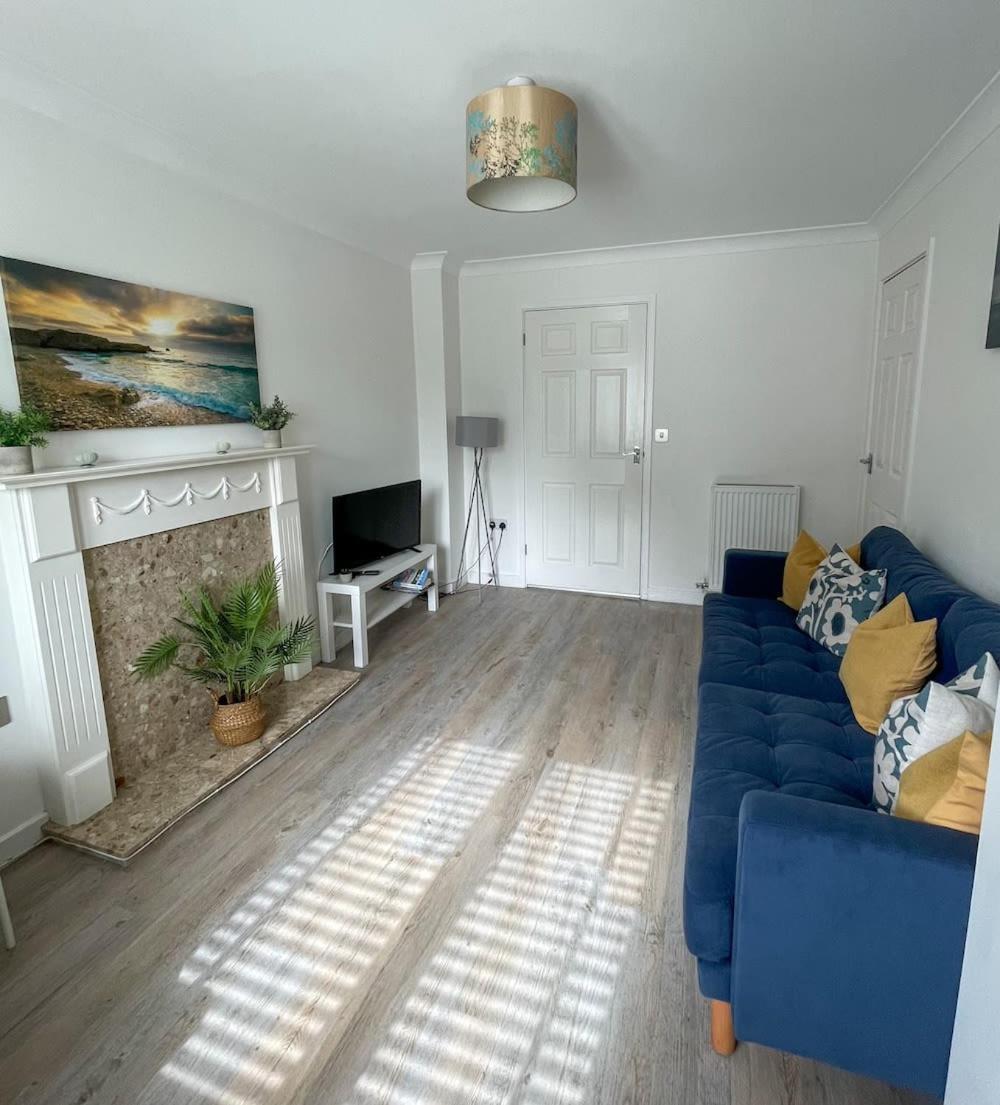 Comfortable Home W Private Parking Charlestown Charlestown  Ngoại thất bức ảnh